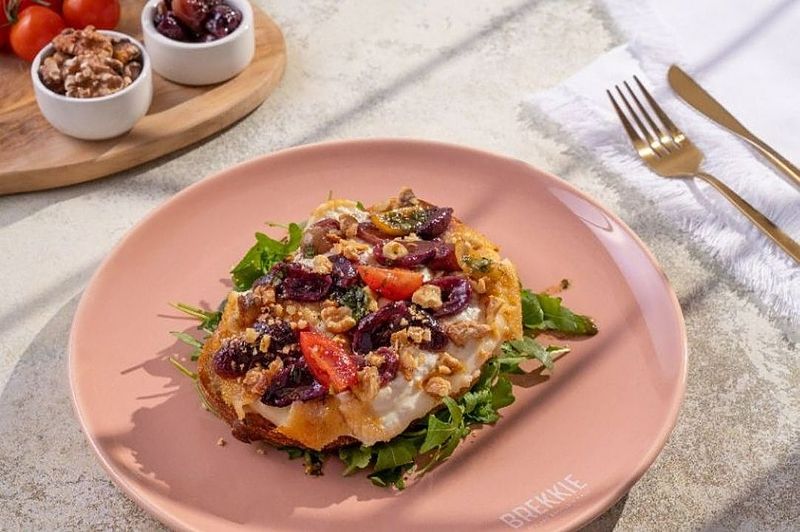 Buratta & Grape Marmalade