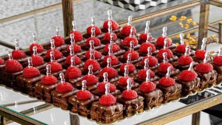 Mousse Chocolate Bites · Tray