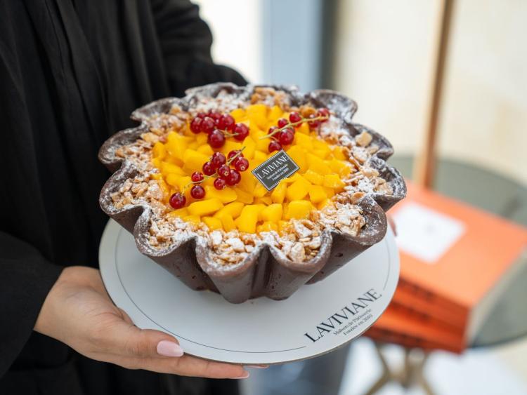 Mango Cream Brûlée Cake