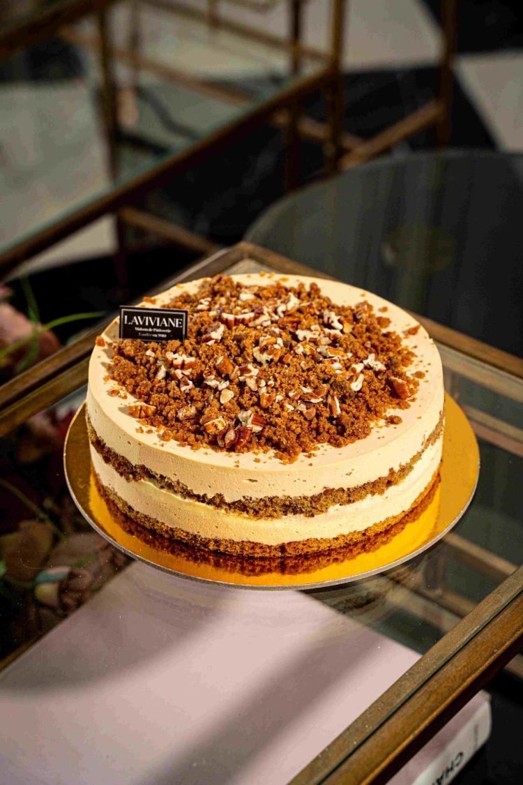 Pecan Date Cake · Big