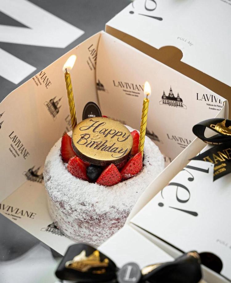 Red Velvet Volcano Cake · Small